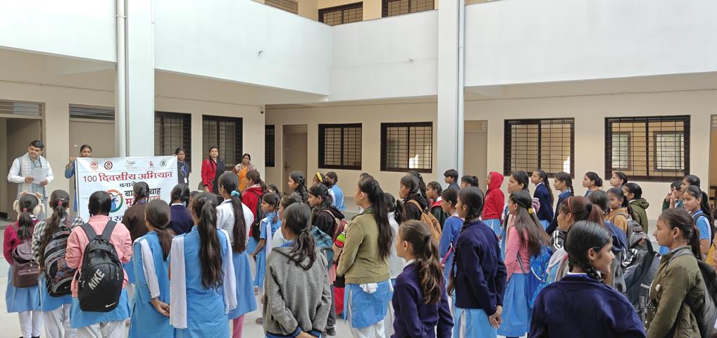 बाल विवाह मुक्त भारत अभियान के अंतर्गत थाटीपुर में जागरूकता कार्यक्रम आयोजित