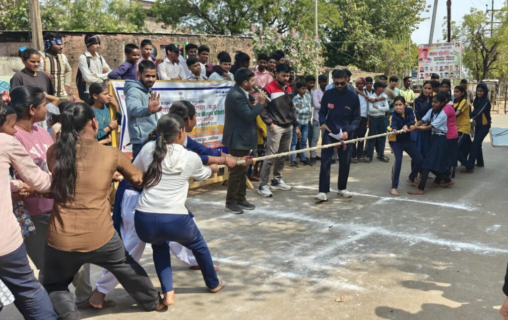 खंड स्तरीय खेलकूद प्रतियोगिता का भव्य शुभारंभ